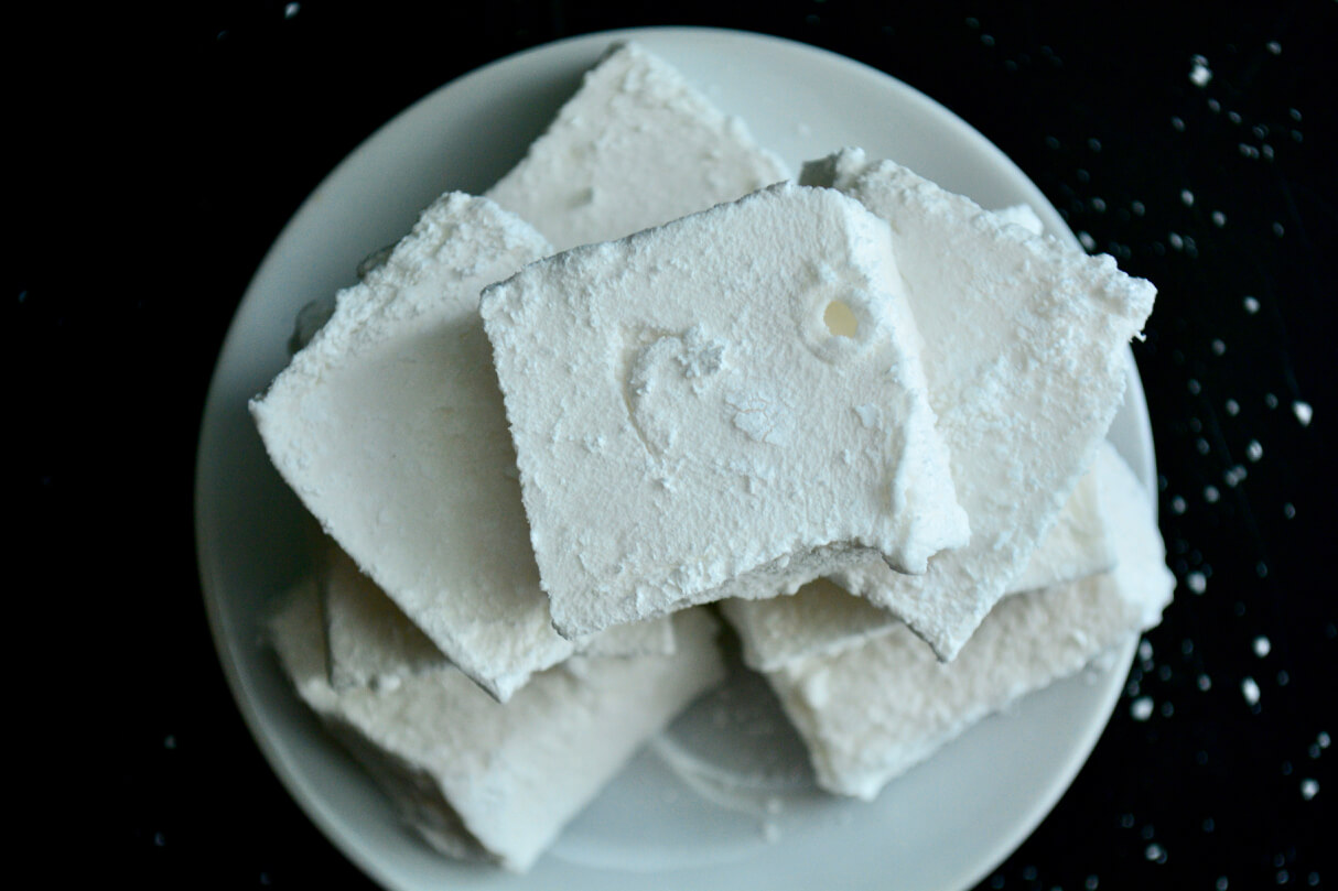 Oh So Delicious Homemade Marshmallows!
