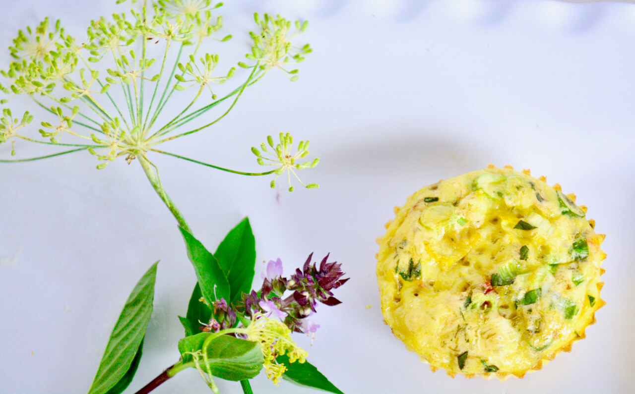 low sodium renal diet breakfast egg cups with fresh herbs | kidney diet | low potassium low sodium breakfast