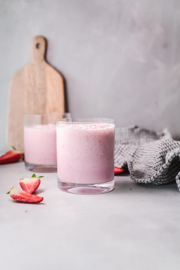 Berry yogurt smoothie- 2 glasses -kidney friendly